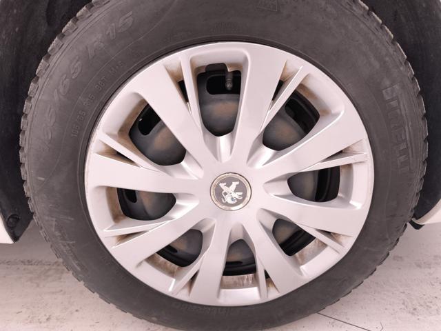 PEUGEOT 208 1.2 puretech Active s&s 82cv 5p neopatentati