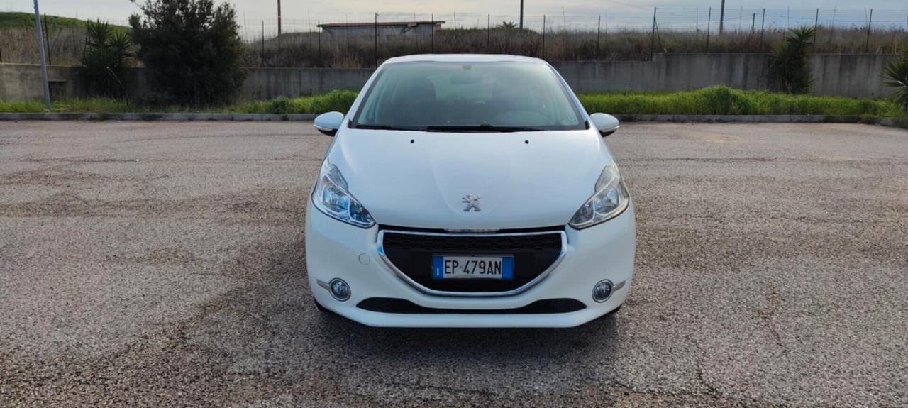 Peugeot 208 Allure