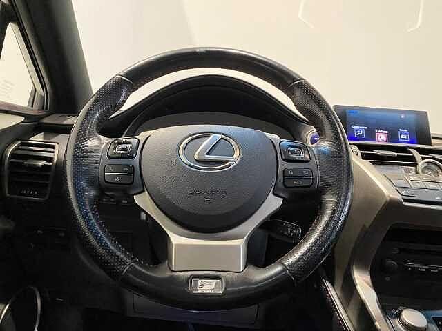 Lexus NX 300h Hybrid 4WD F-Sport 300h