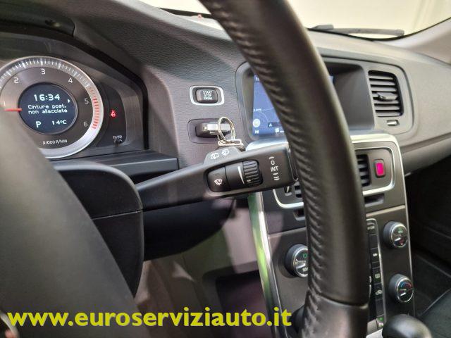 VOLVO V60 D3 Geartronic Momentum