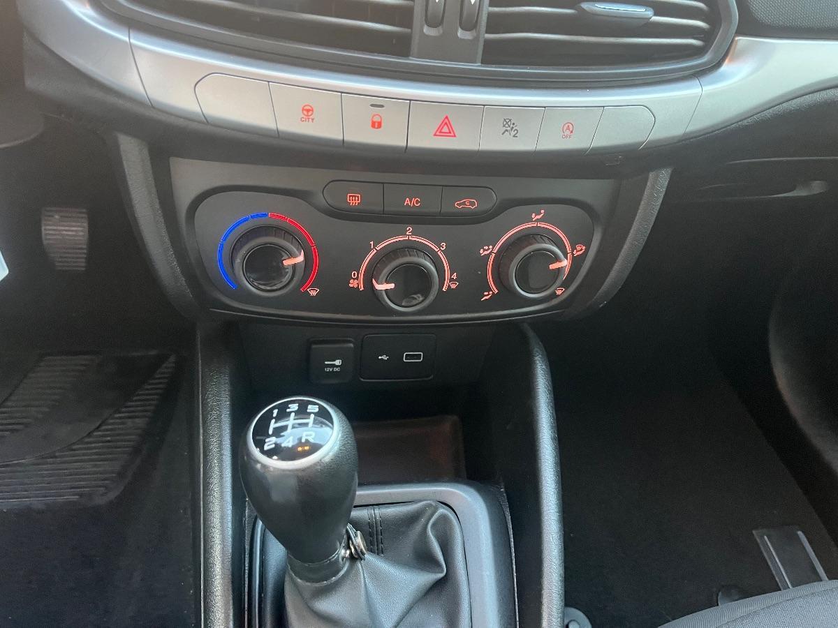 FIAT Tipo 1.3 Mjt SW Street 65.000 km