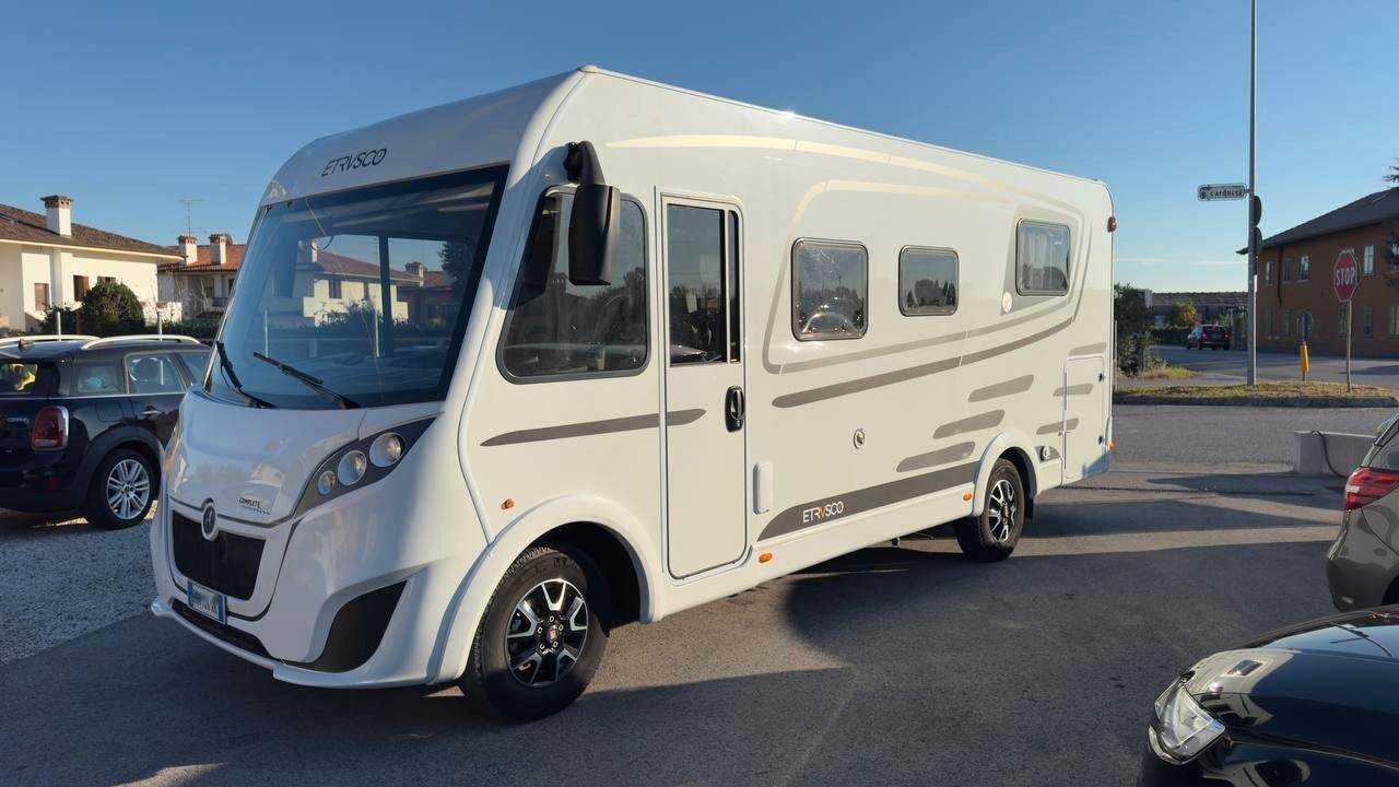 Etrusco MOTORHOME I6900 QB CLIMA GANCIO TRAINO 2000 KG
