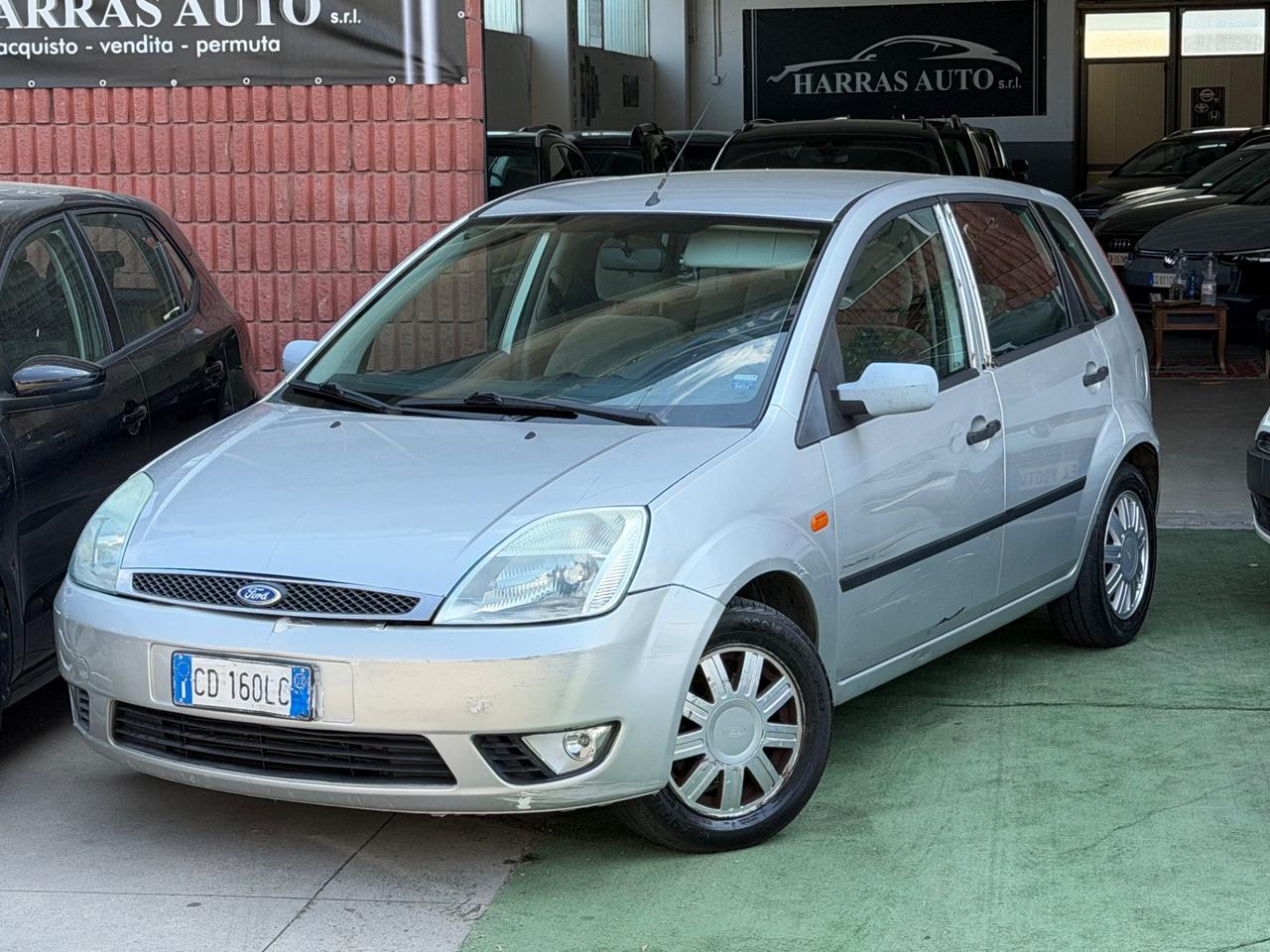Ford Fiesta 1.4 16V 5p. Ghia