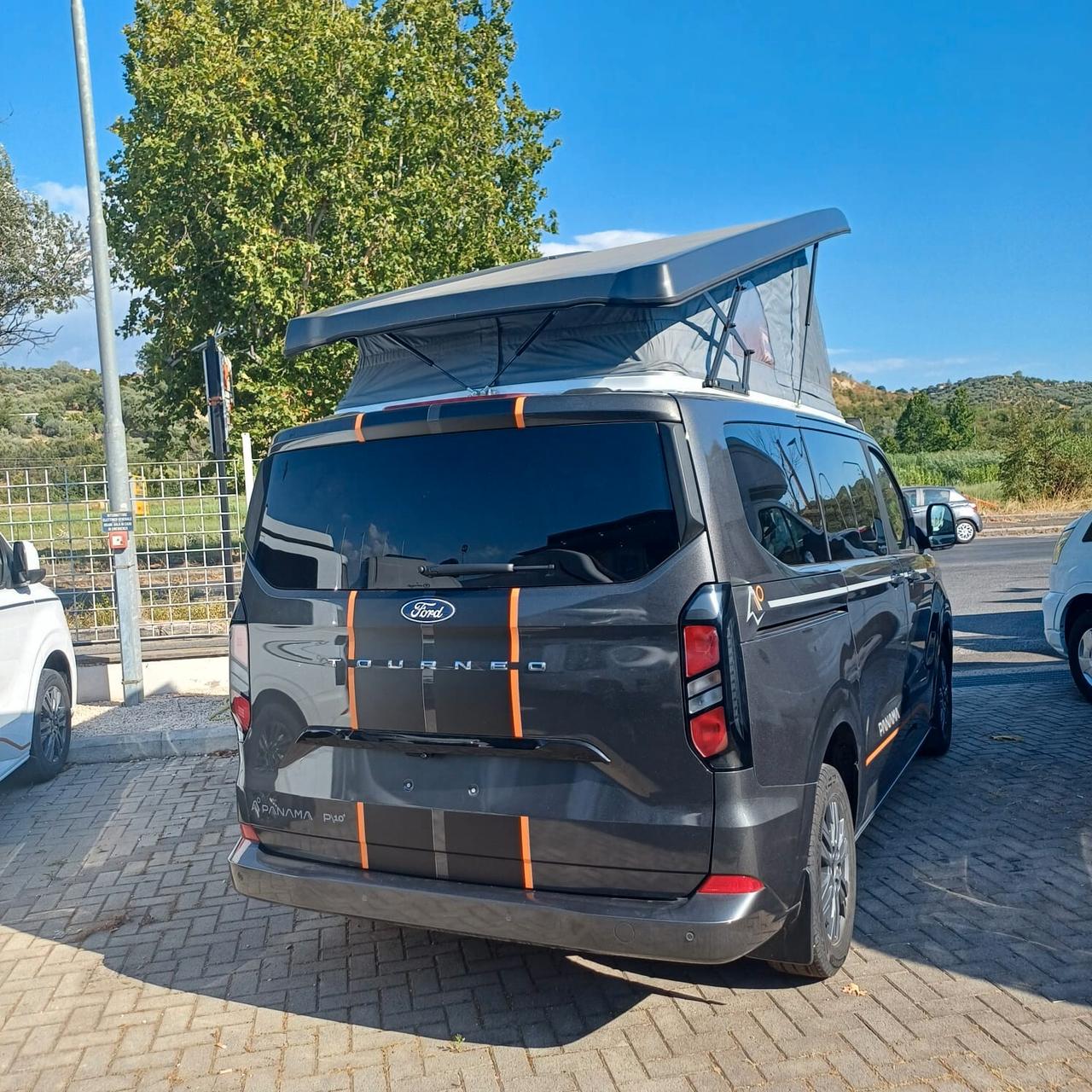 Trigano P 10