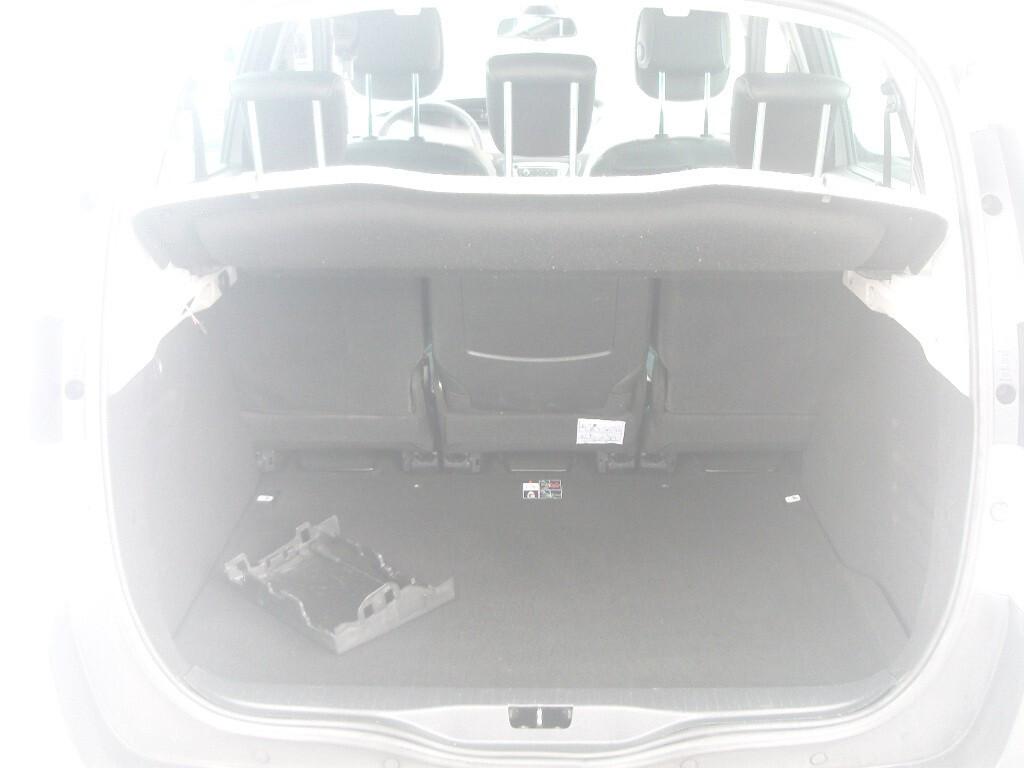 Renault Scenic XMod Cross 1.5 dCi 110CV - 2013