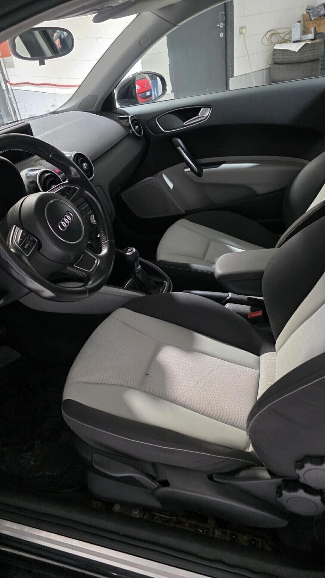 Audi A1 1.2 TFSI NEOPATENTATI+NAVI+BLUETOOTH+PELLE