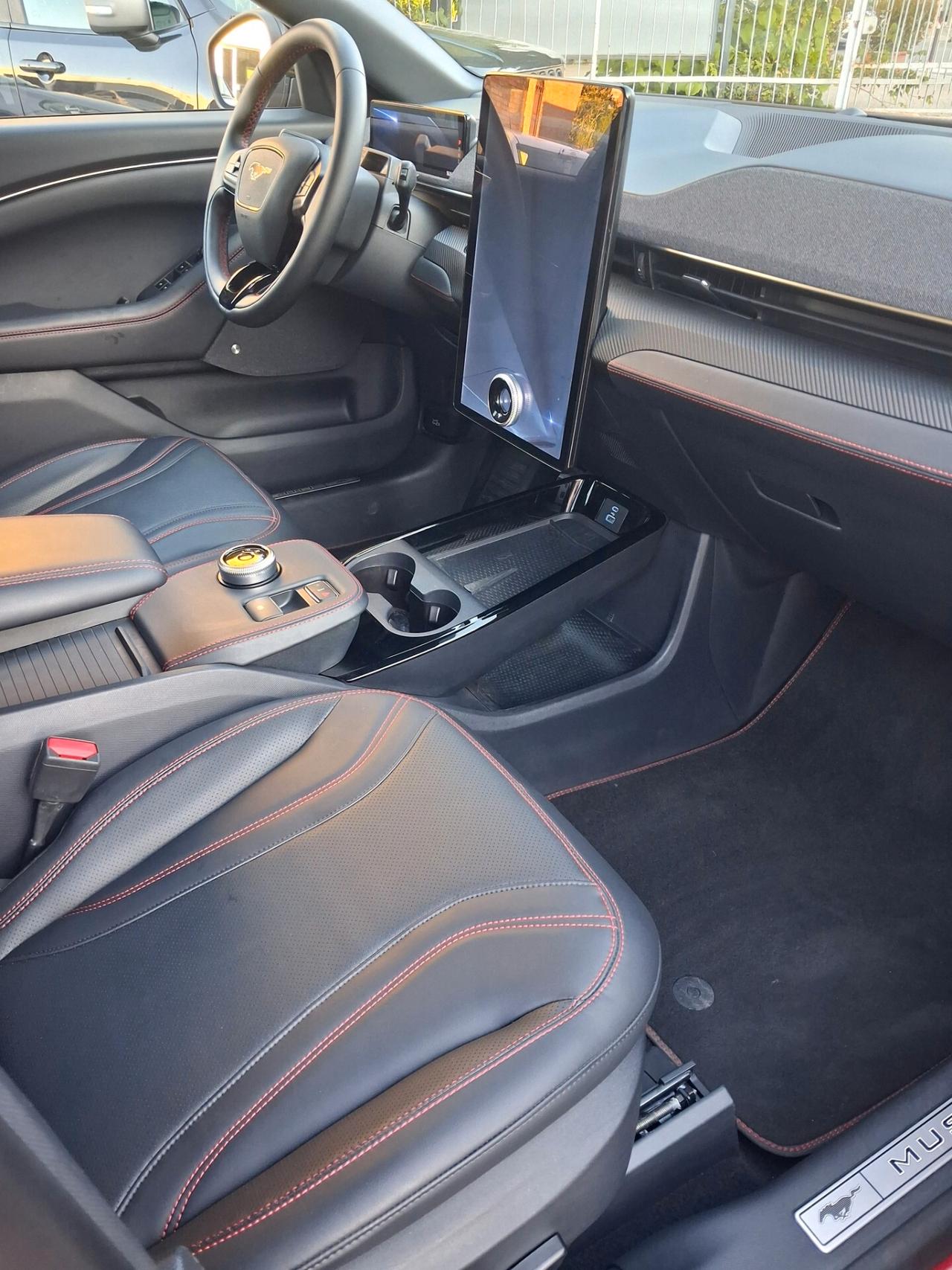 Ford Mustang Mach-E RWD Extended Range 371 CV