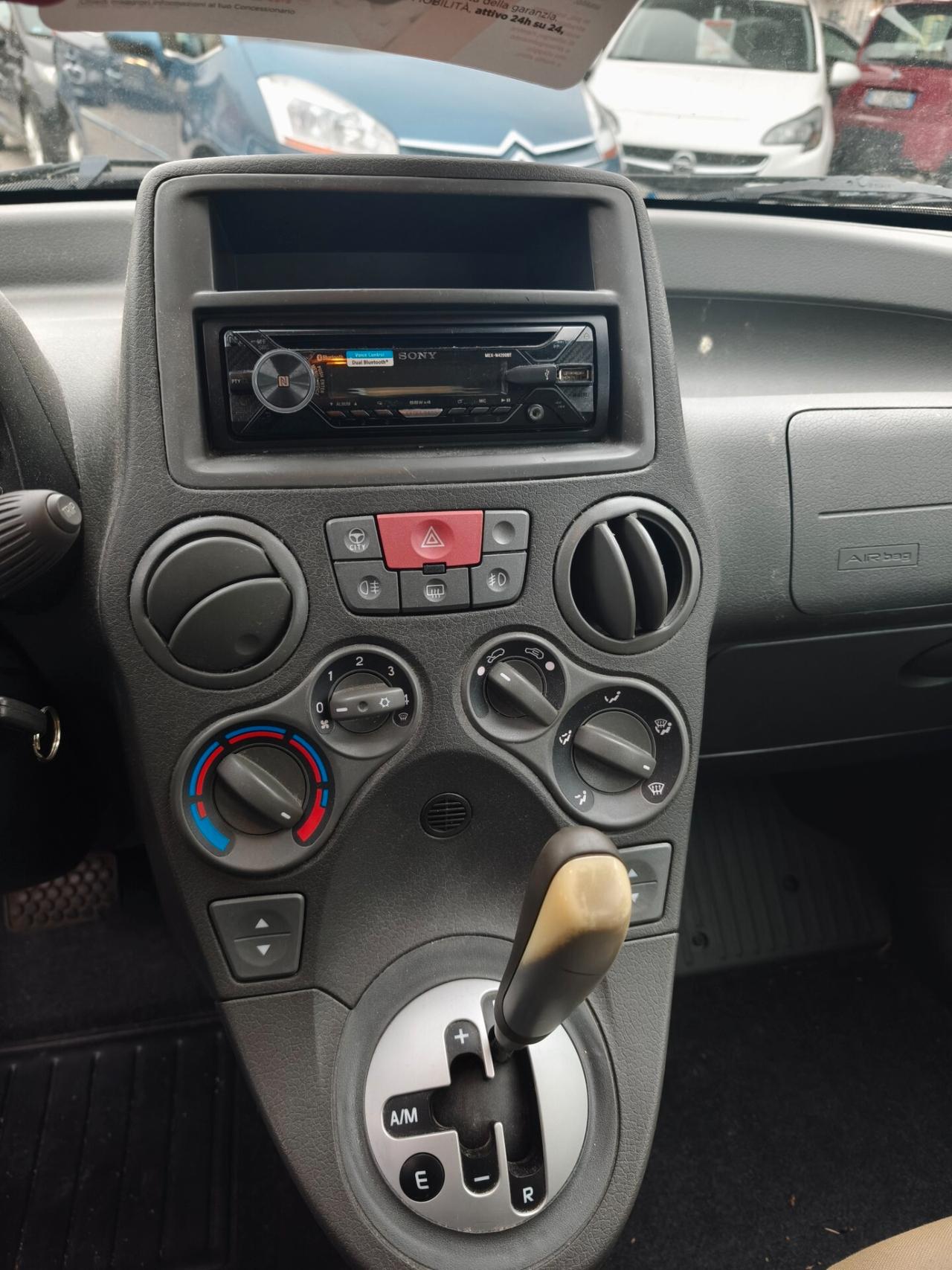 Fiat Panda 1.2 Dualogic Dynamic