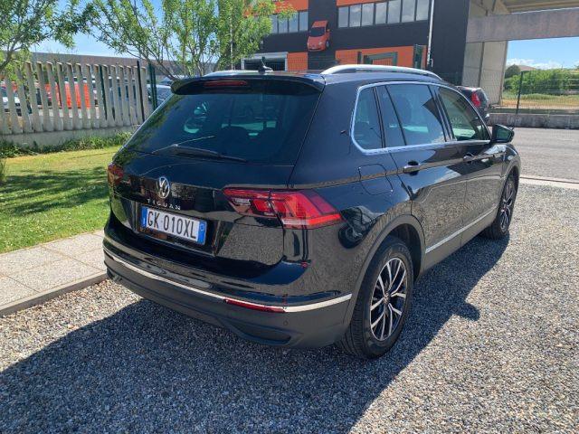 VOLKSWAGEN Tiguan 2.0 TDI 150 CV SCR DSG Life