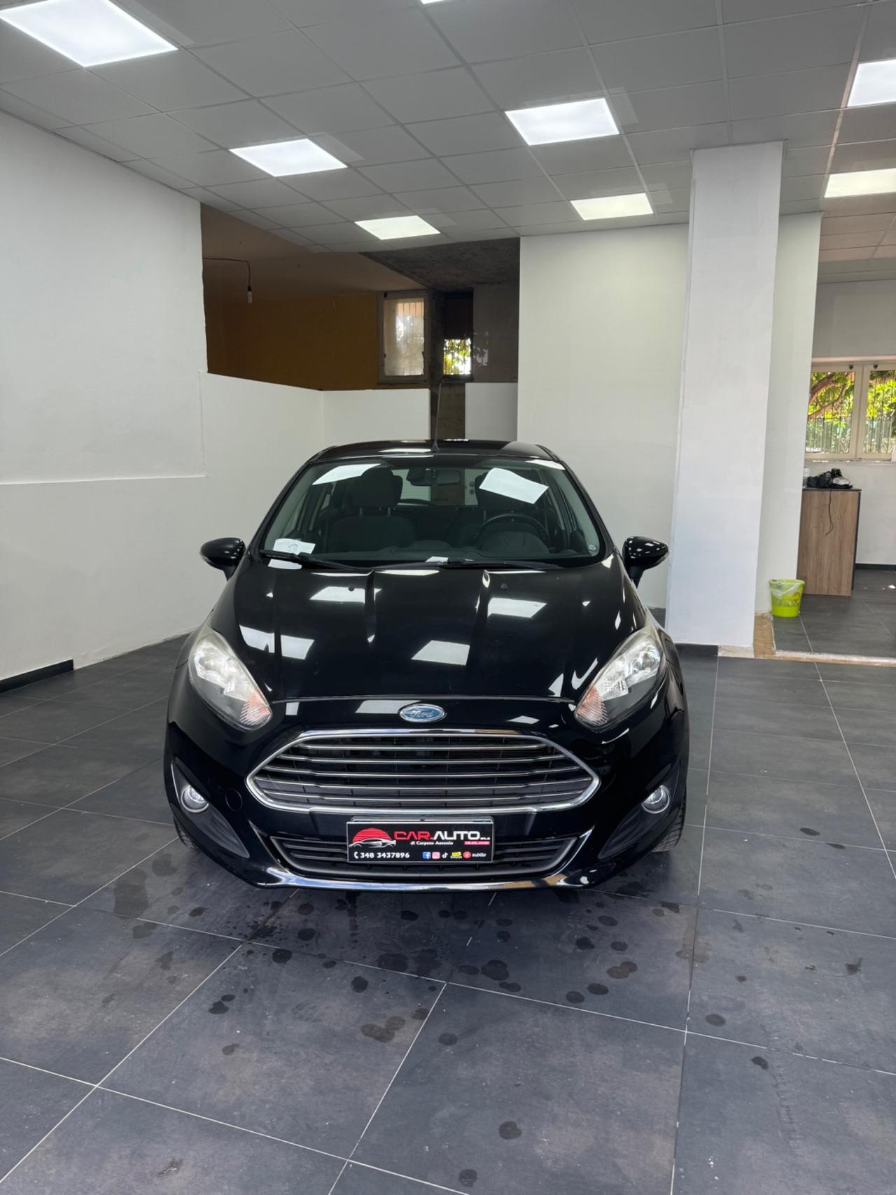 Ford Fiesta 1.5 TDCi 75CV 5 porte Titanium