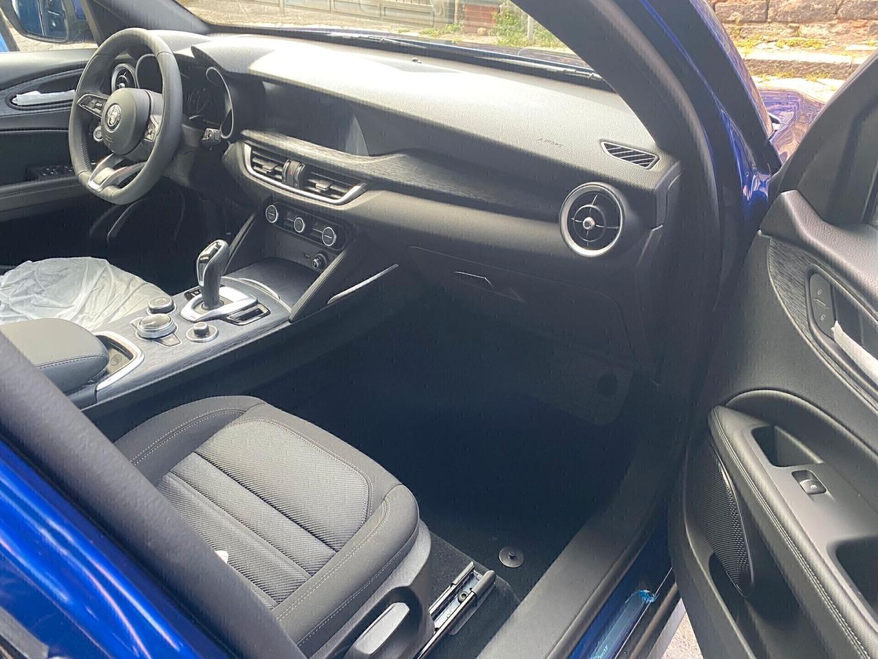 Alfa Romeo Stelvio 2.2 Turbodiesel 160 CV AT8 RWD Sprint