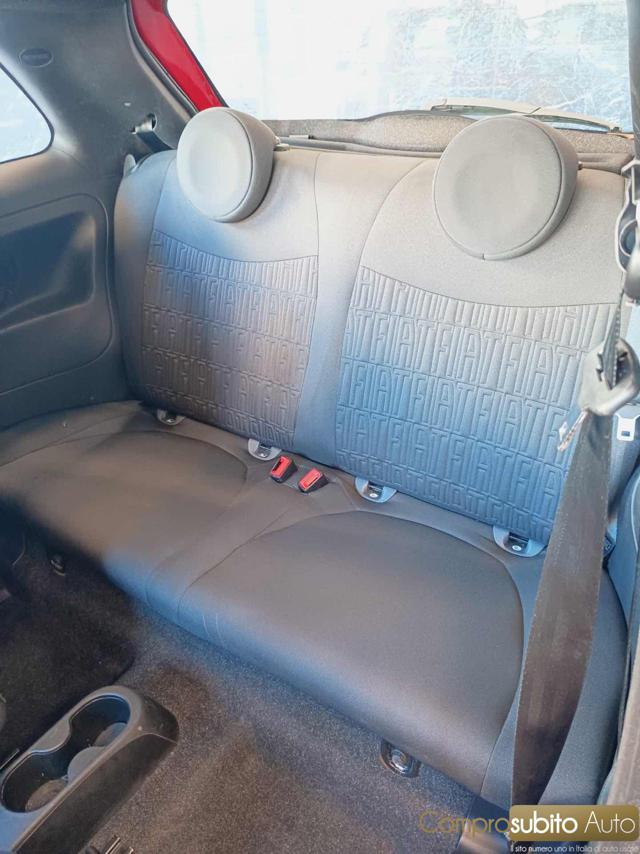 FIAT 500 1.0 Hybrid Red