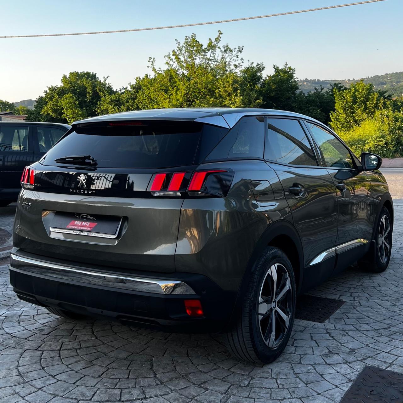 Peugeot 3008 1.6 BlueHdi 120 Cv EAT6 allestimento Allure, UNICO PROPRIETARIO