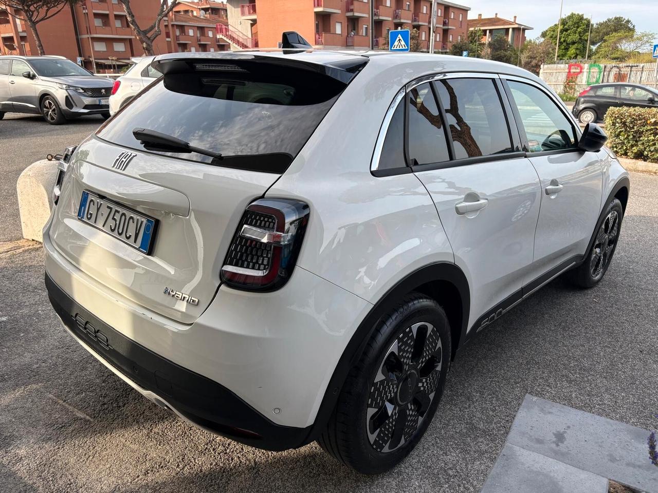 Fiat 600 Hybrid 145 CV DCT MHEV La Prima