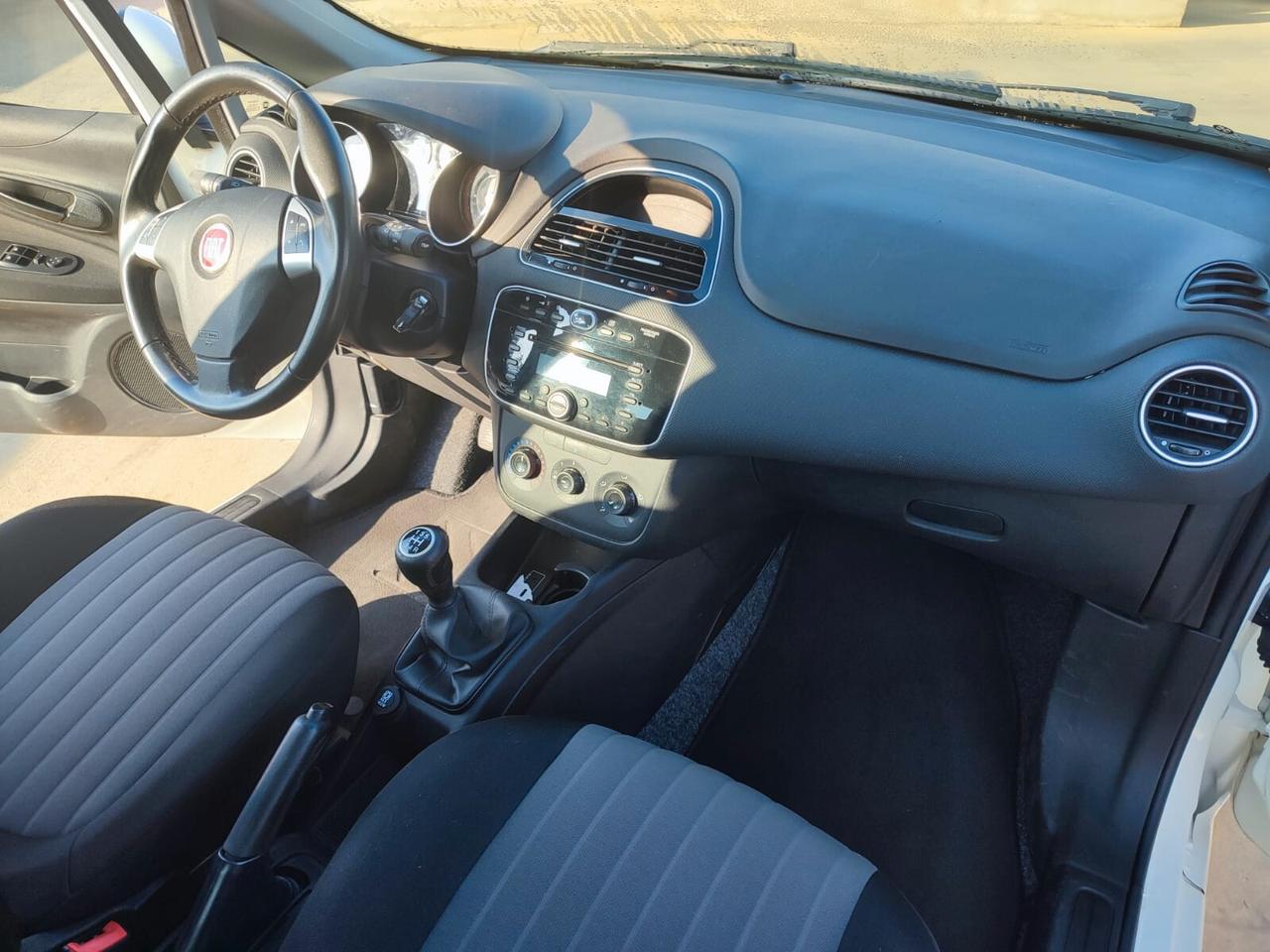 Fiat Punto 1.3 MJT 95CV S&S 5 porte 4 posti N1