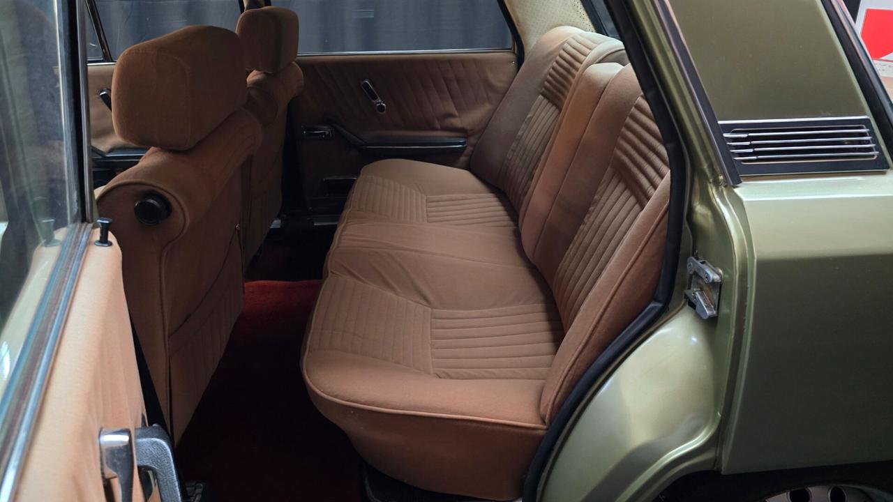 Alfa Romeo 2000 anno 1974 certificabile ASI