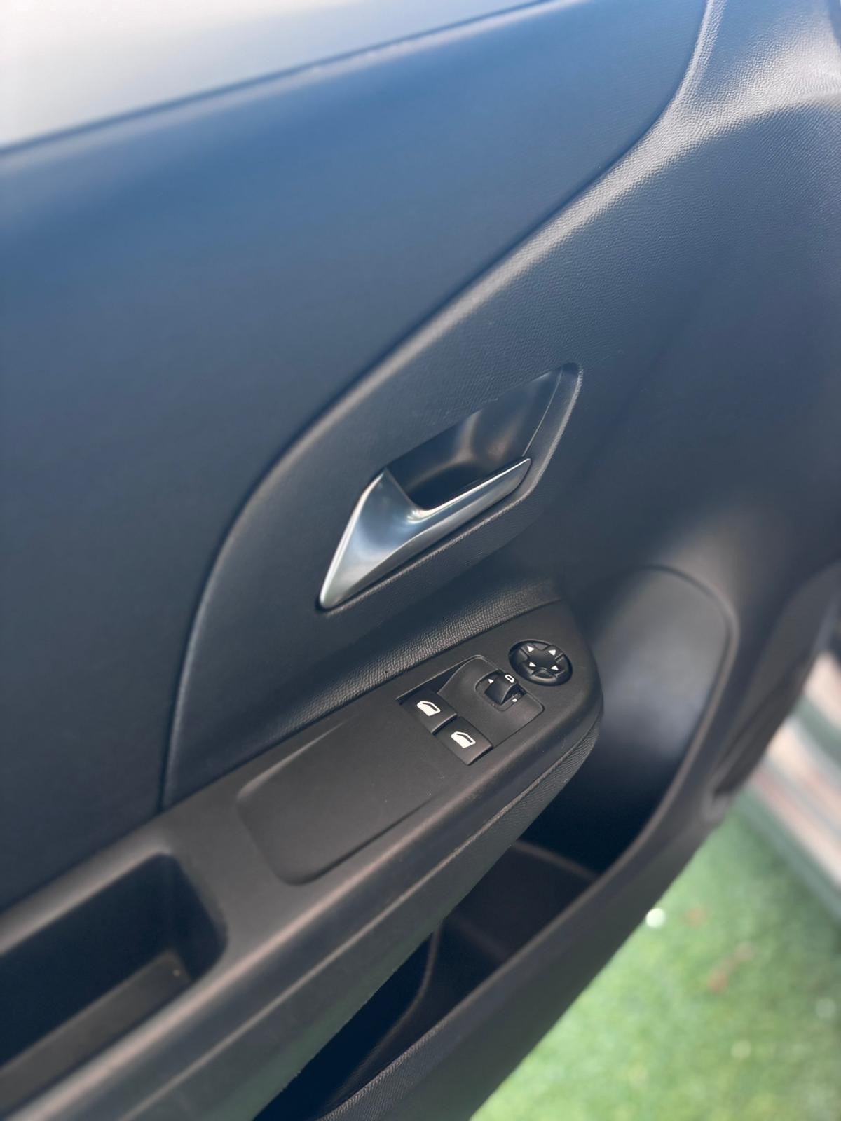 Opel Corsa 1.2 Edition