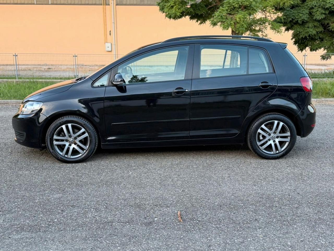 Volkswagen Golf VI Plus 2.0 TDI Comfortline