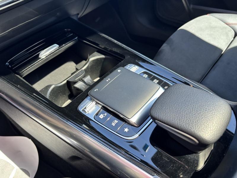 Mercedes B 180 D Premium DCT FULL LED-NAVI-TETTO-18"