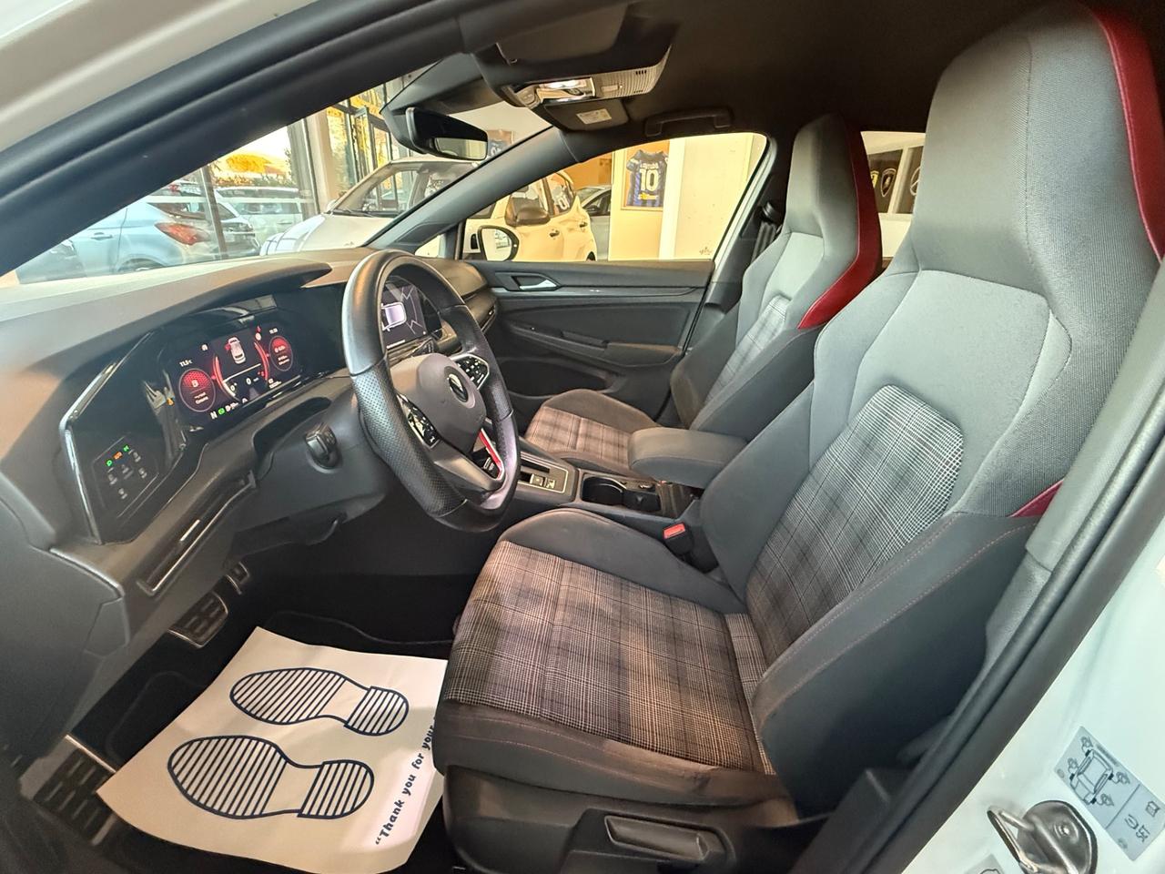 Volkswagen Golf GTI 2.0 TSI DSG