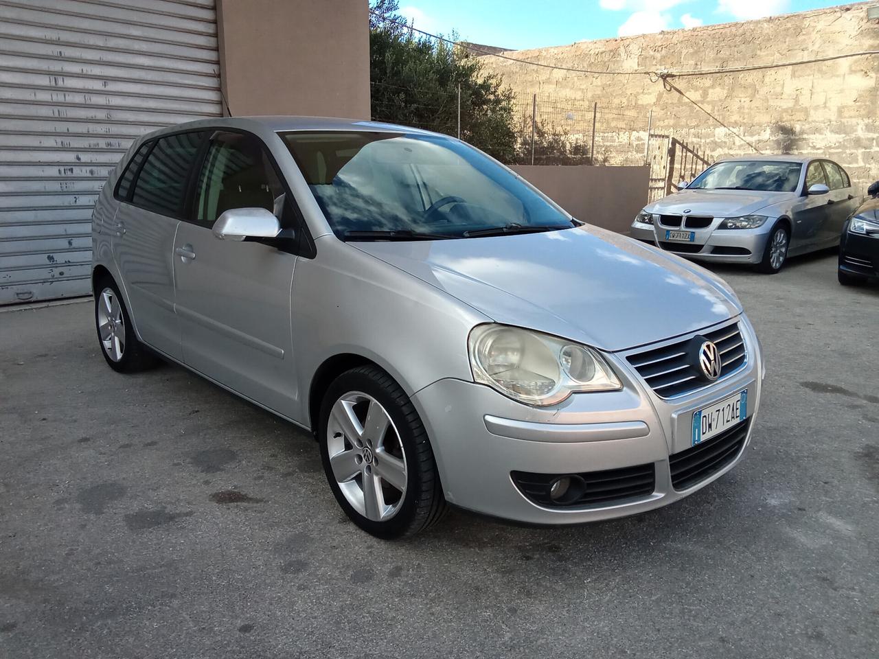 Volkswagen Polo 1.4/80CV TDI 5p. Sportline