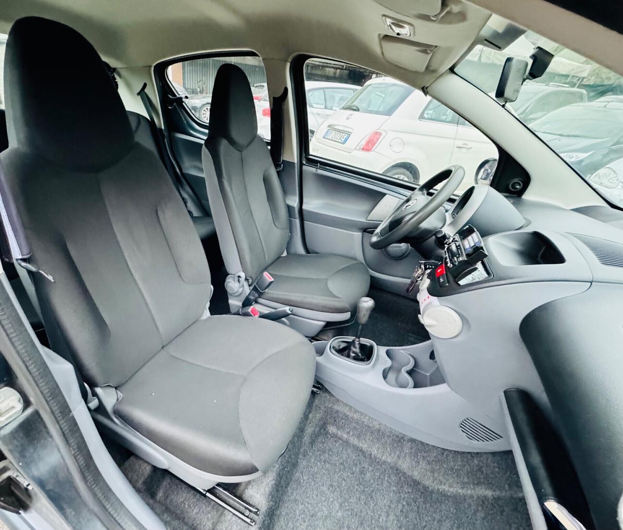 Toyota Aygo 1.0 12V 5 porte