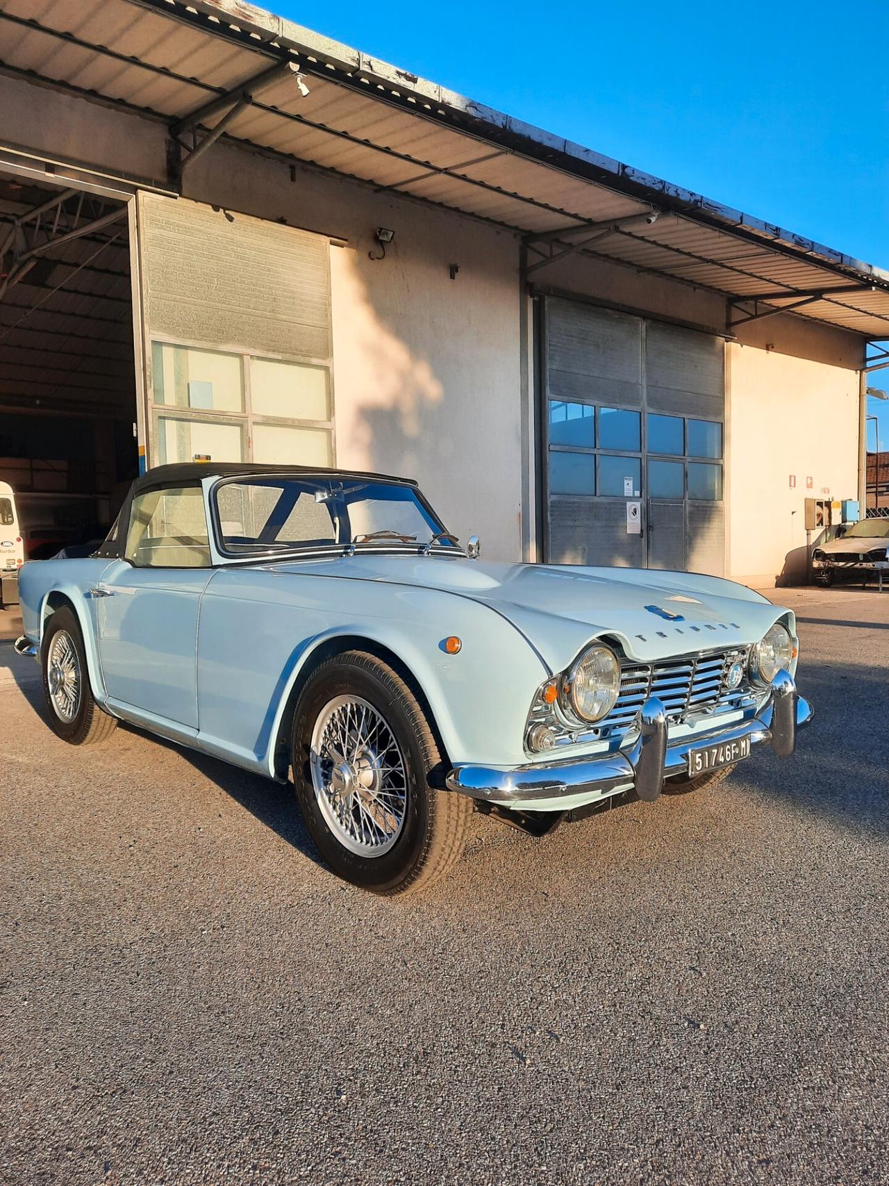 Triumph TR4 Sport