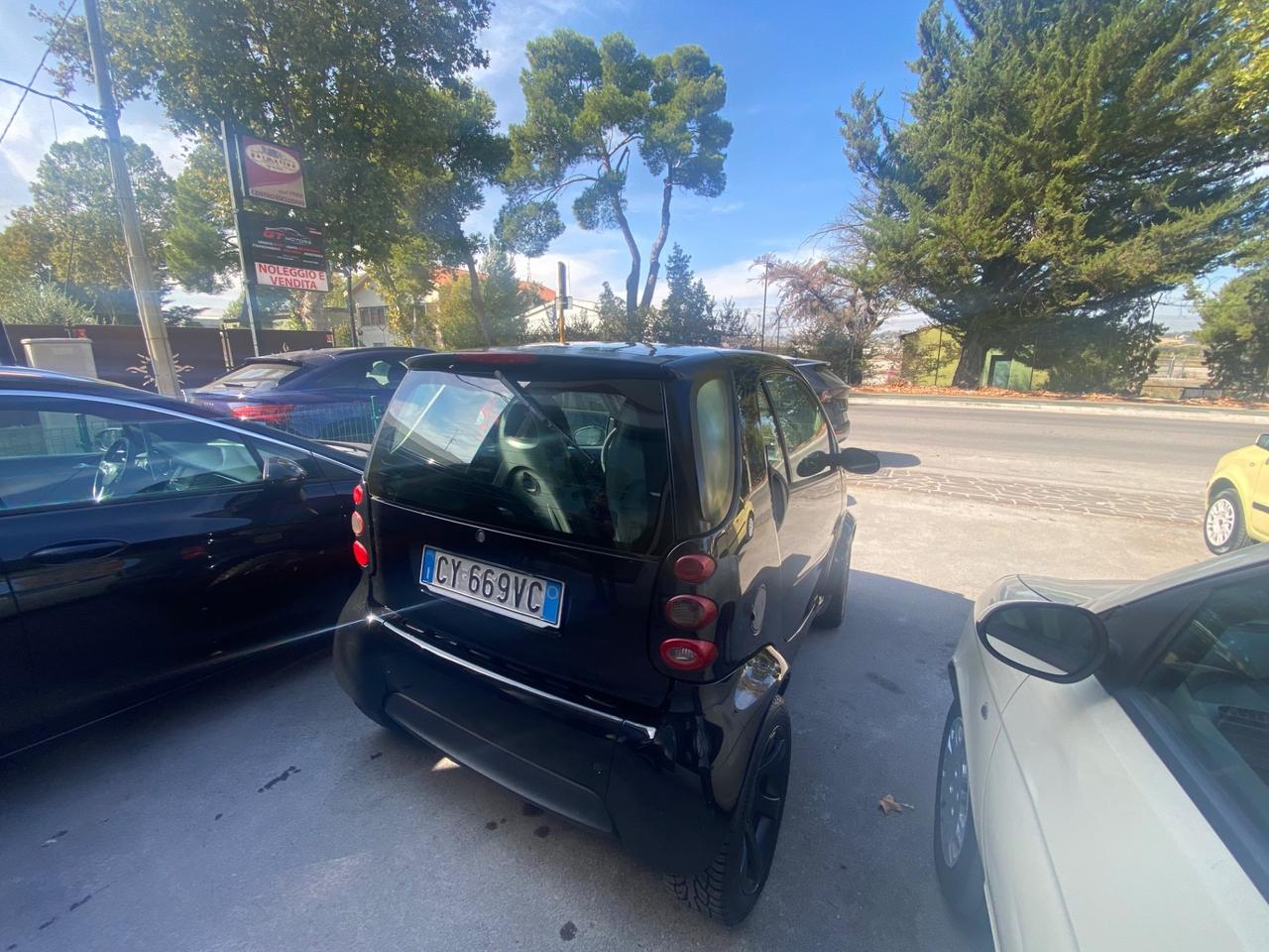 Smart ForTwo 800 coupé pure cdi