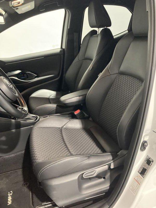 Toyota Yaris Hybrid Style MY22