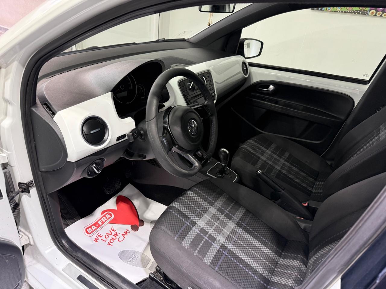 Volkswagen up! 1.0 75 CV 5p. club ASG