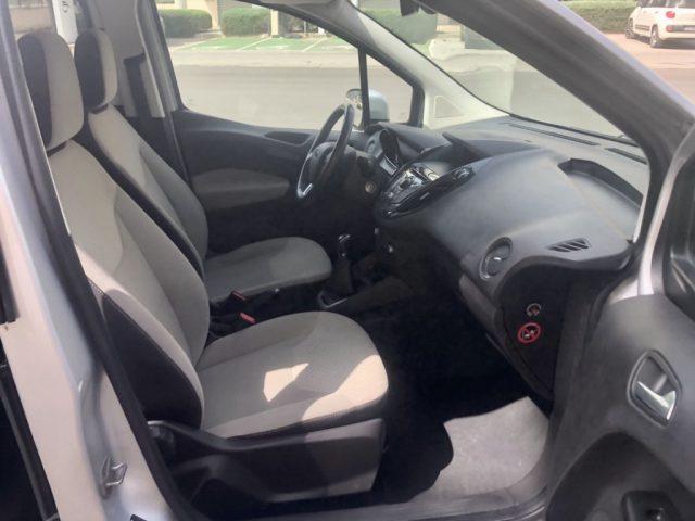 FORD Tourneo Courier 1.6 TDCI 95 CV Titanium