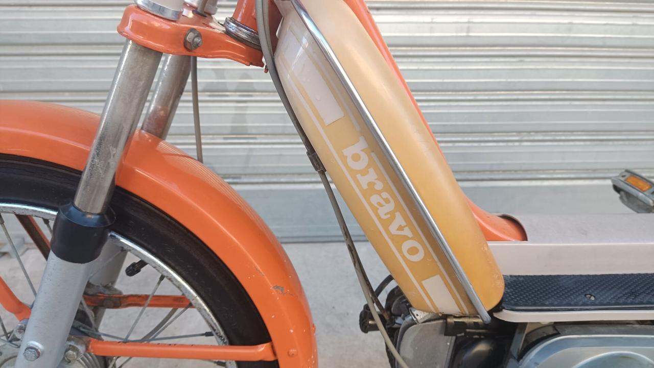 Piaggio Bravo Eev1t