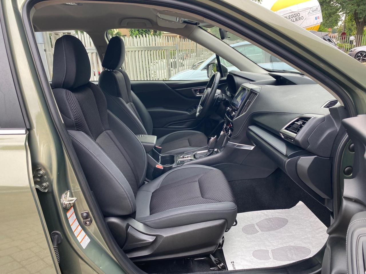 Subaru Forester 2.0 e-Boxer MHEV CVT Lineartronic Style