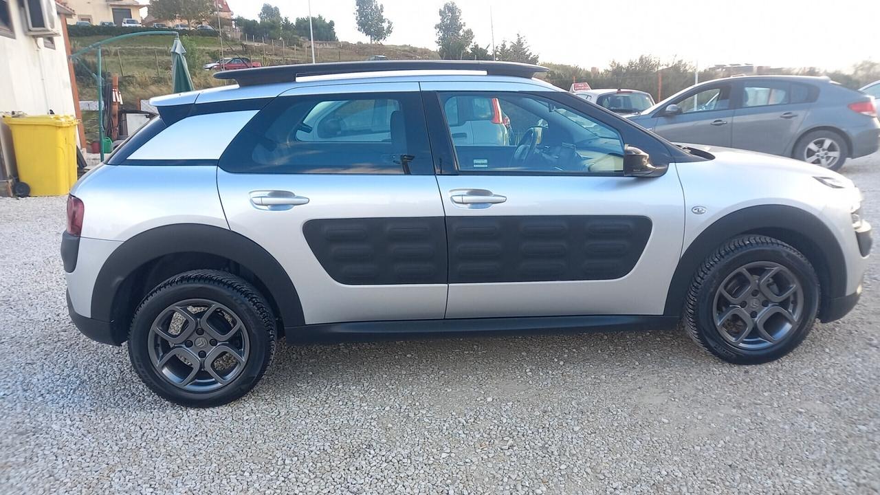 Citroen C4 Cactus BlueHDi 100 S&S ETG6 Shine