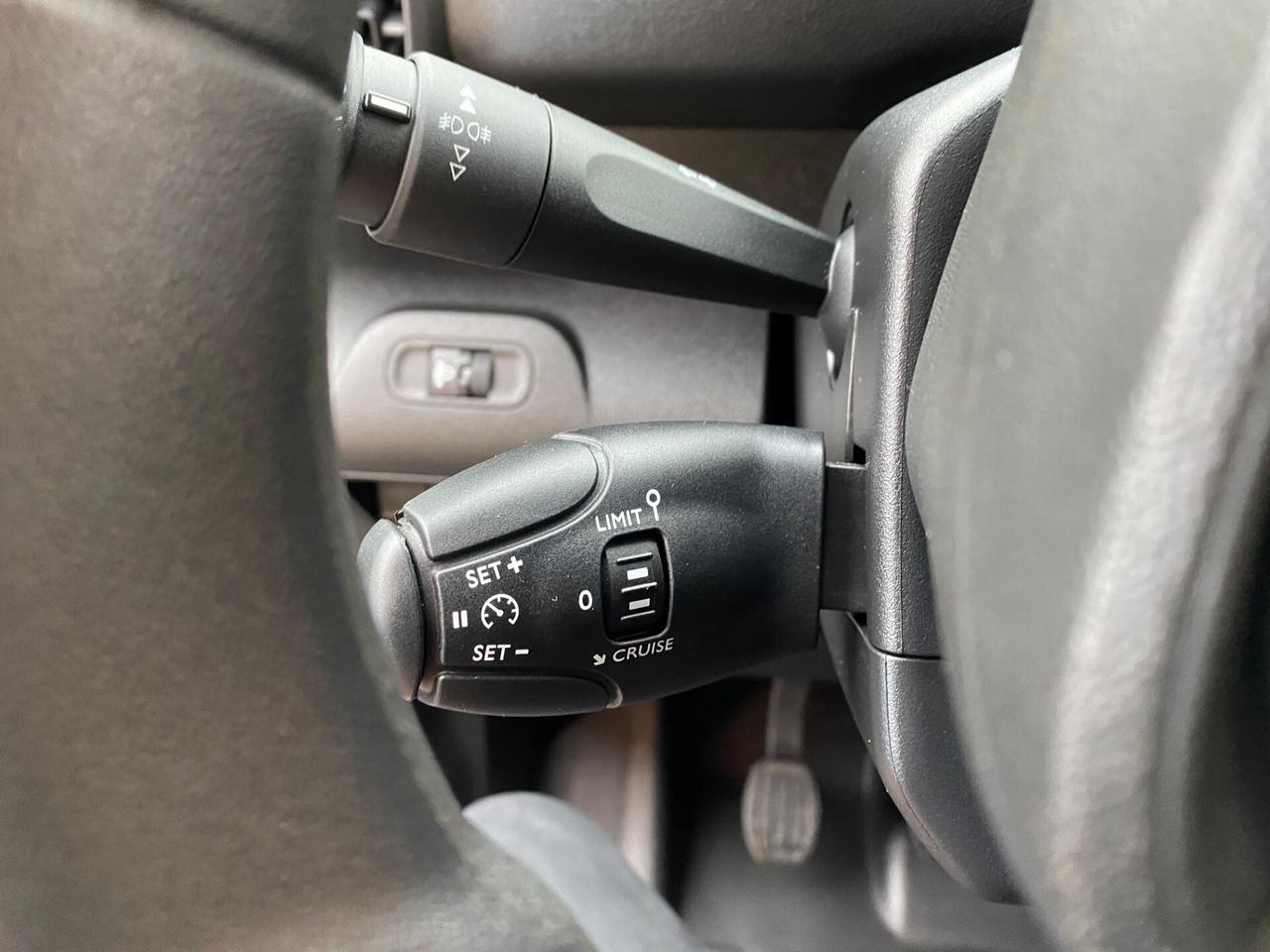 Peugeot Partner BlueHDi 100 PC Furgone Pro