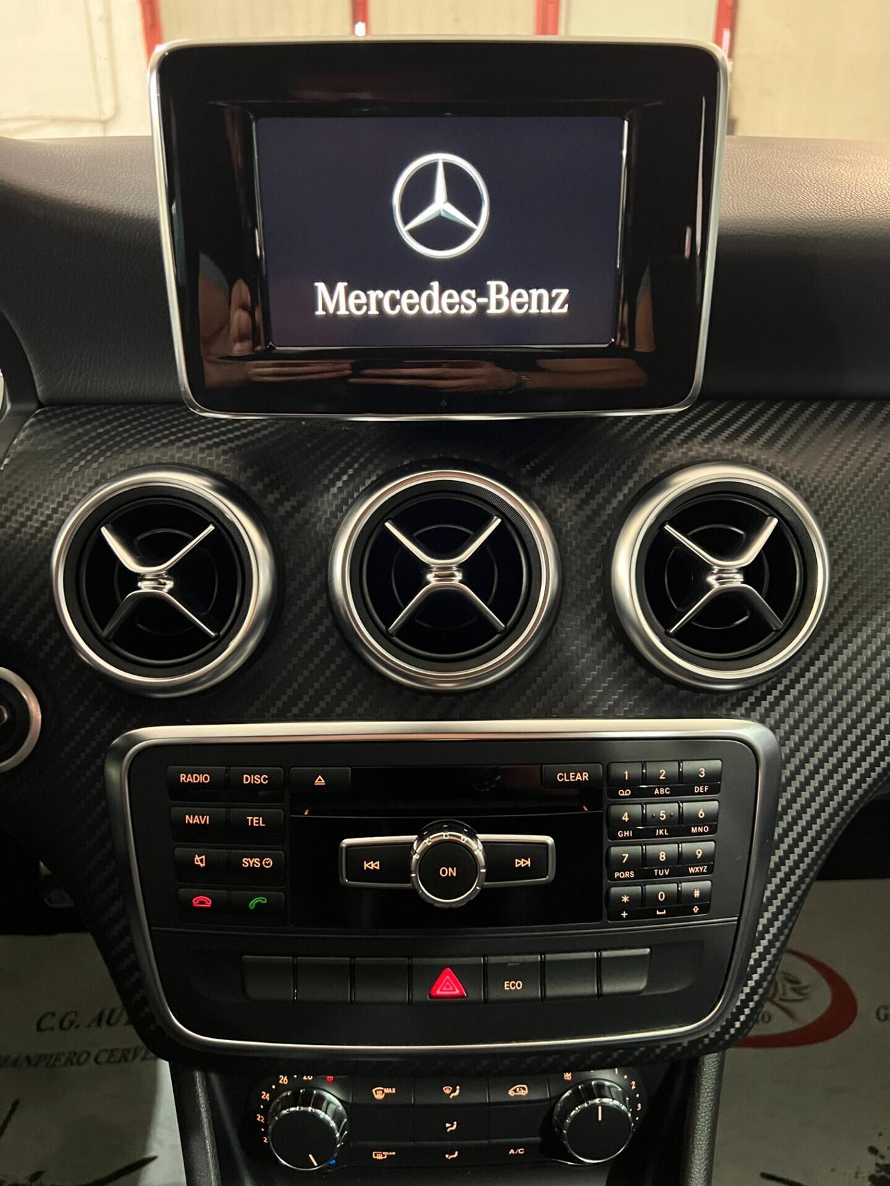 Mercedes-benz A 200 1.8 136 CV - AMG - 2013