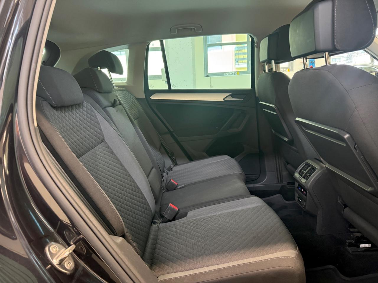 Volkswagen Tiguan R-Line - Sport - SOLO 70.000 KM