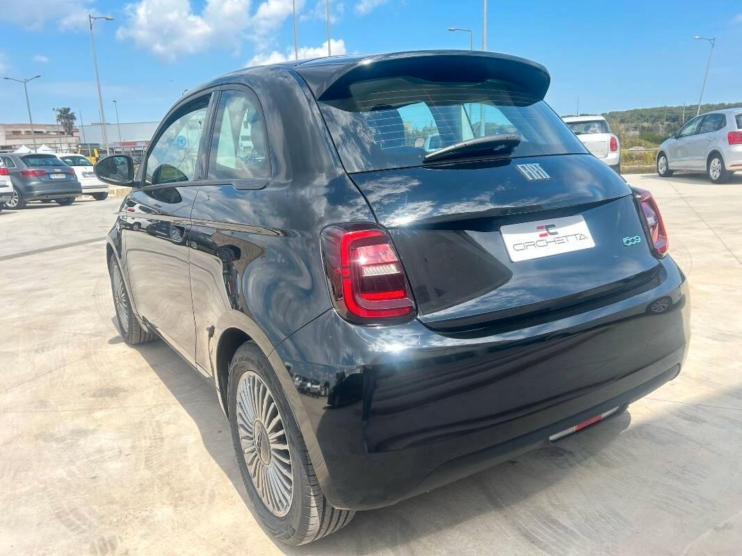 Fiat 500 42 kWh Icon +