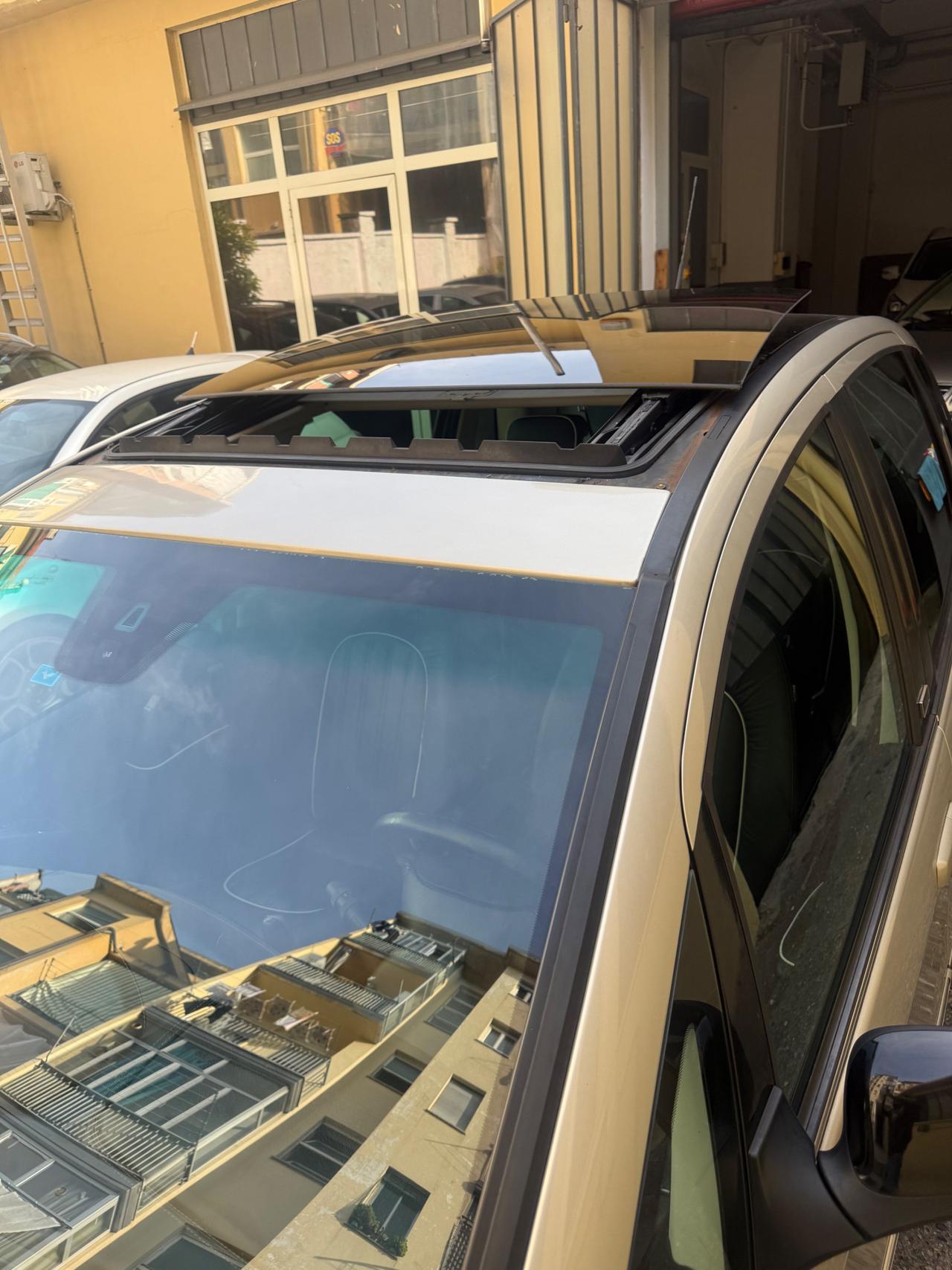 Lancia Musa 1.4 16v GPL 5th Avenue dfn