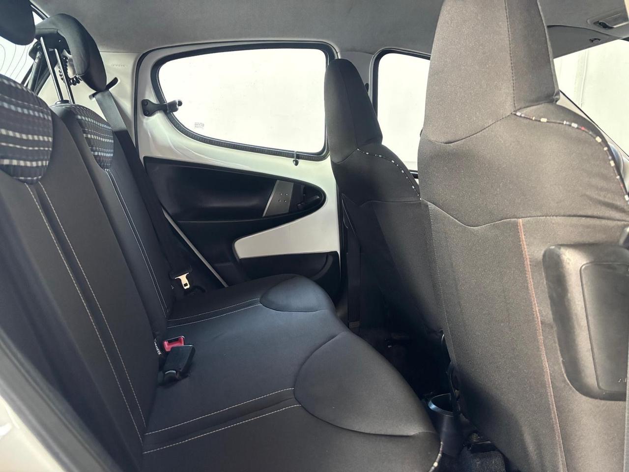 Citroen C1 1.0 5P Vanity Fair 10