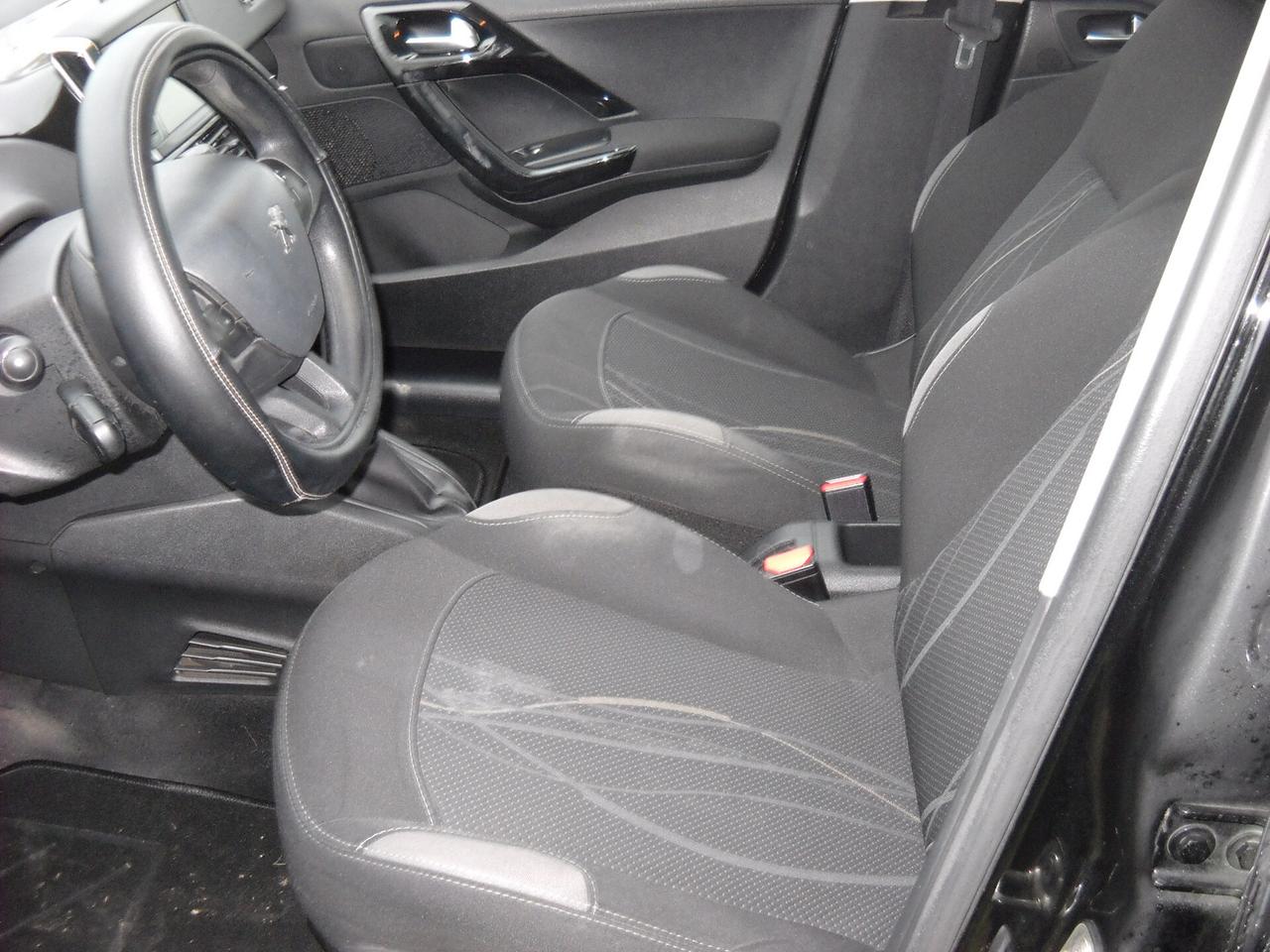 Peugeot 208 1.4 HDi 68 CV 5 porte Active