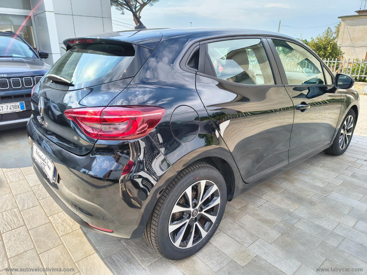 RENAULT Clio TCe 100 CV GPL Business