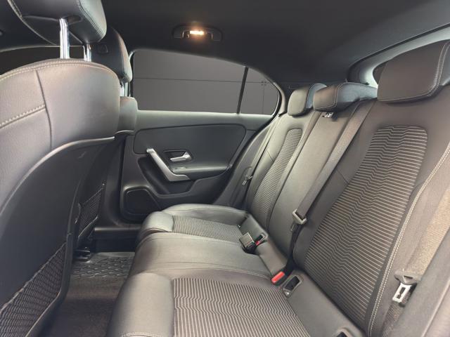 MERCEDES-BENZ A 180 Sport