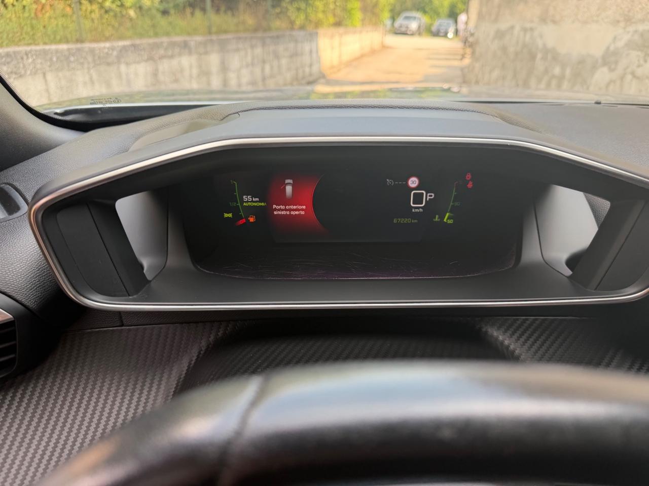 Peugeot 2008 BlueHDi 130 S&S EAT8 Allure Pack