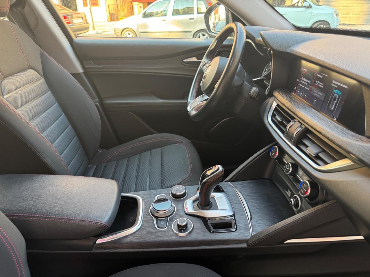 Alfa Romeo Stelvio 2.2 Turbodiesel 160CV Sprint limit