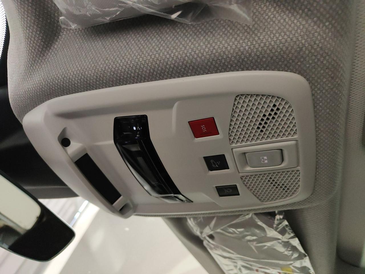 JEEP Avenger 1.2 MHEV 110CV TECH & SKY DCT (TETTO APRIBILE, INFOTAINMENT & CONVENIENCE PACK LIGHT)