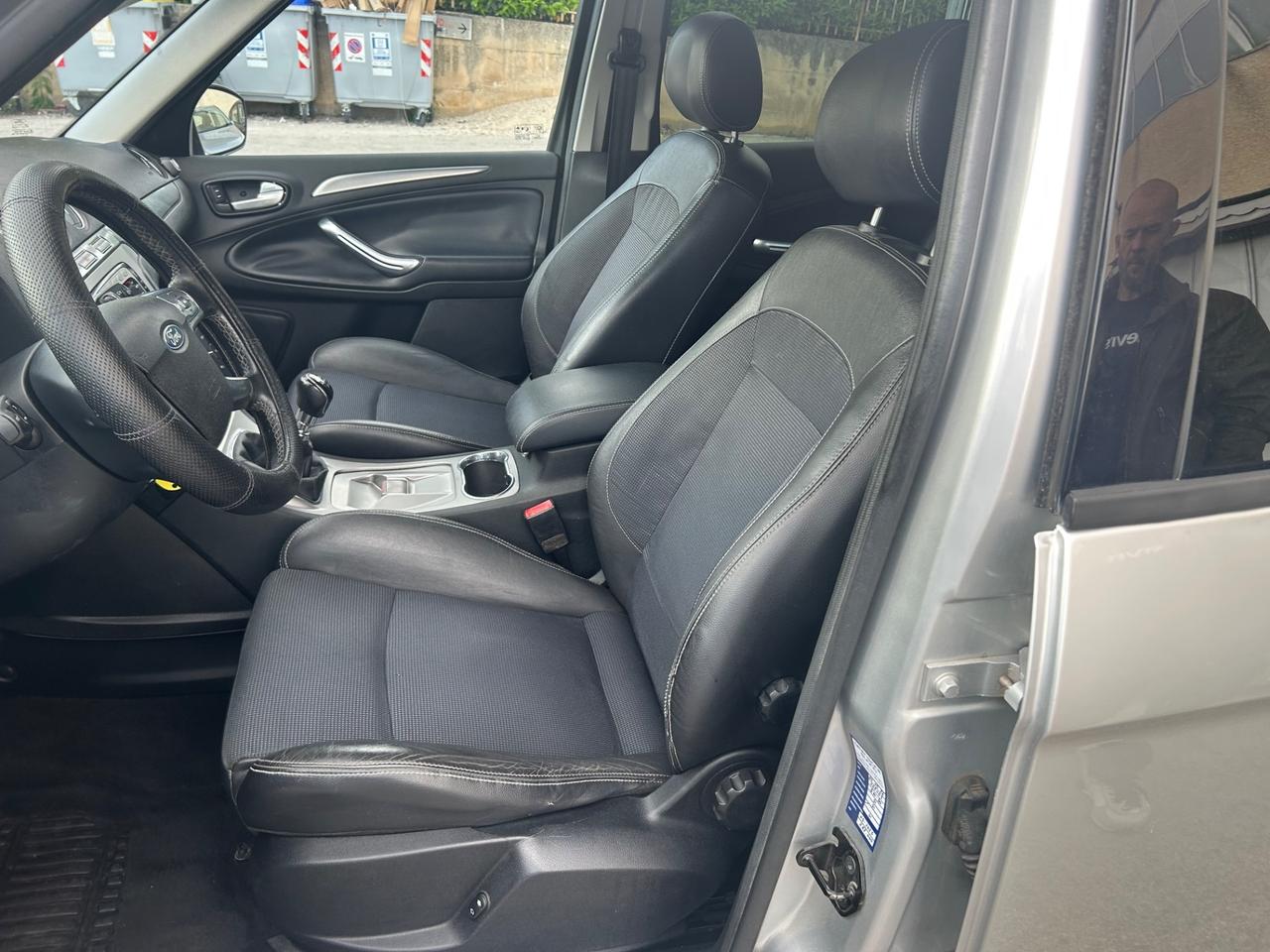 Ford S-Max 2.0 TDCi 140CV Titanium 7 Posti