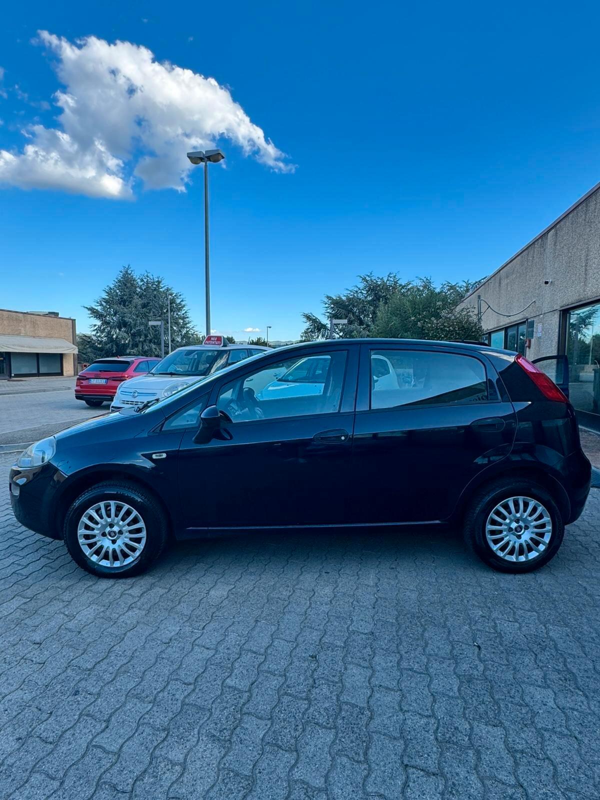 Fiat Punto 1.4 8V 5 porte Natural Power Lounge