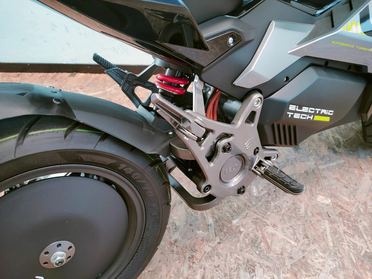 FELO FW-06: prezzo imbattibile per un modello TOP di gamma!