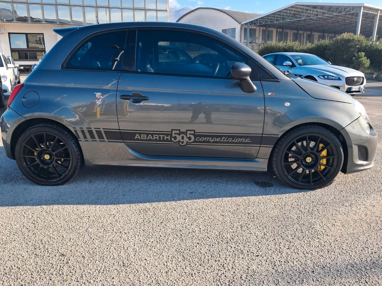 Abarth 595 1.4 Turbo T-Jet 180 CV Competizione